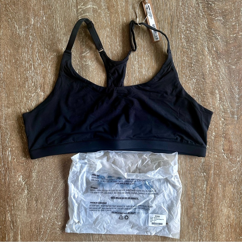 NWT SKIMS Fits Everybody Racerback Bralette